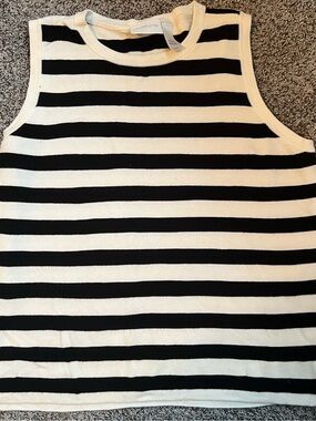 Liz Claiborne Sleeveless Black and White Striped Cotton Sweater Vest